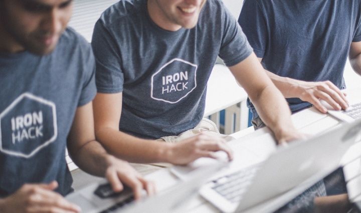 Ironhack atinge 90% de taxa de empregabilidade entre alunos em 1 ano de operação no Brasil