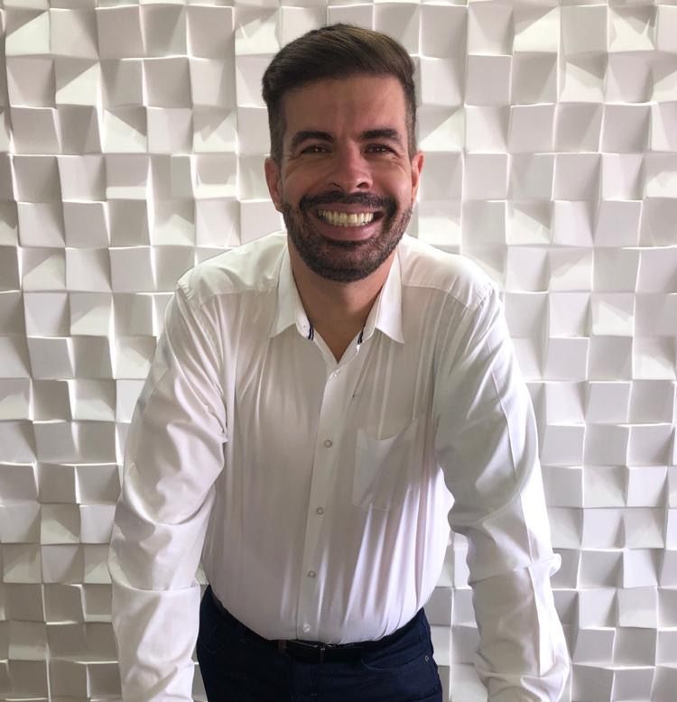 Neo promove Rodrigo Quadrado a diretor de Customer Experience